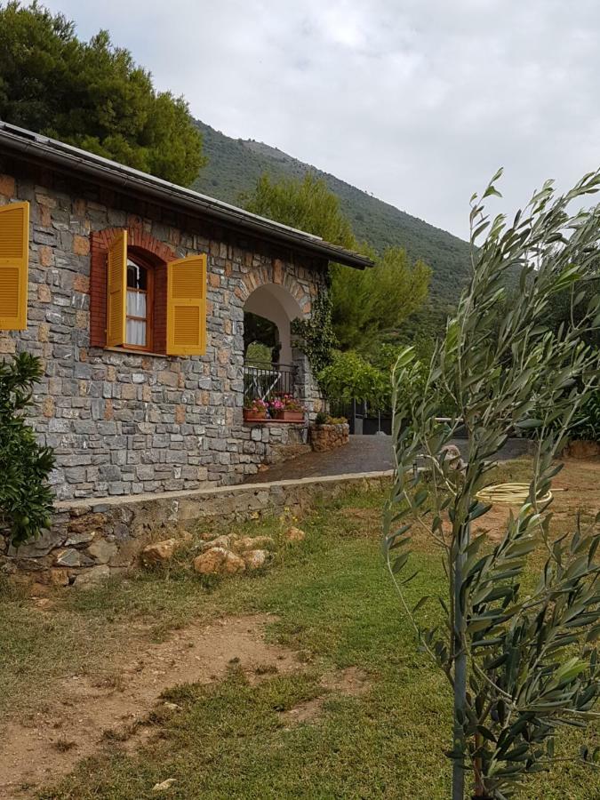 Villa Fior Di Lavanda Cisano sul Neva Extérieur photo